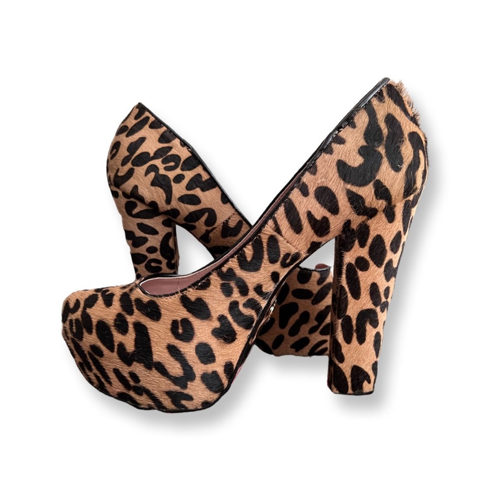 Betsy Johnson Leopard Print Heels